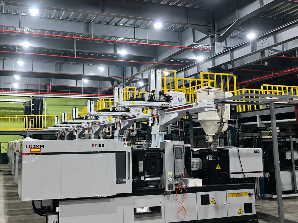 Injection Molding Automated Production Line Injection Molding Automated Production Line